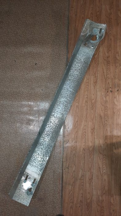 Усилитель бампера Ниссан лиф'14