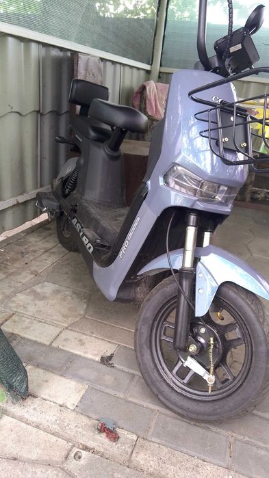 Електроскутер Astro pro