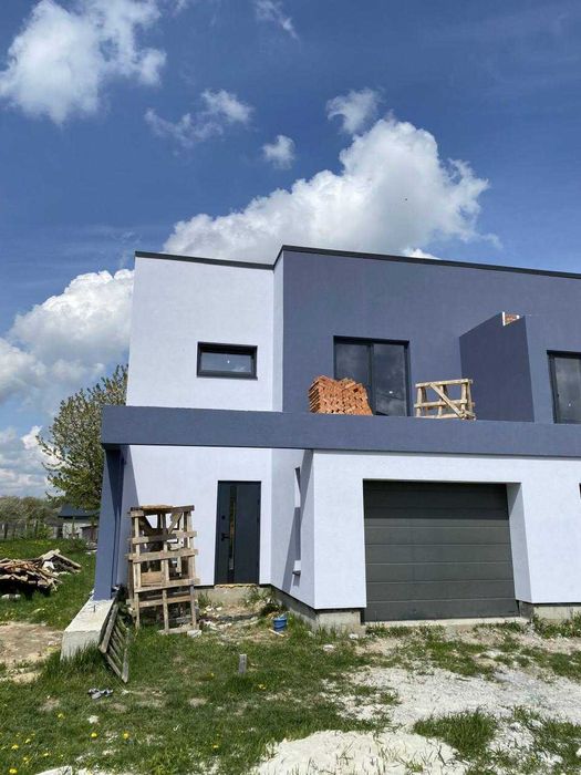 Продаж котеджу у с. Бірки (межа з Лісопотік)