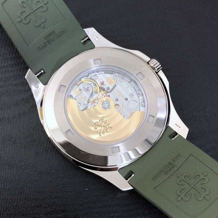 Relógio Patek Philippe Aquanaut 5168G-010 com Data