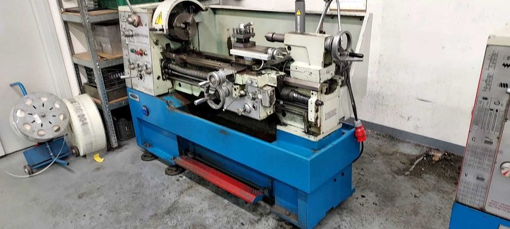 Tokarka uniwersalna - CJ6241D