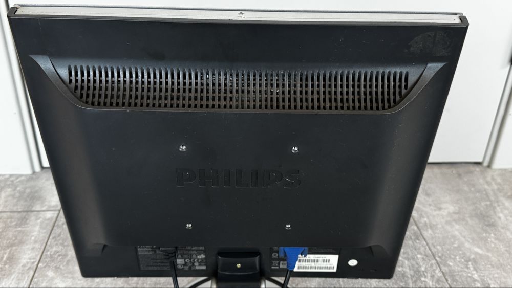 Монитор Philips рабочий