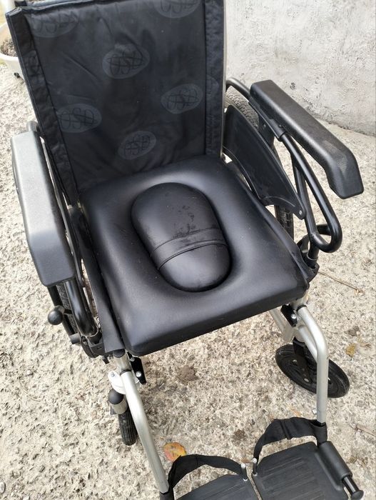 Инвалидная коляска