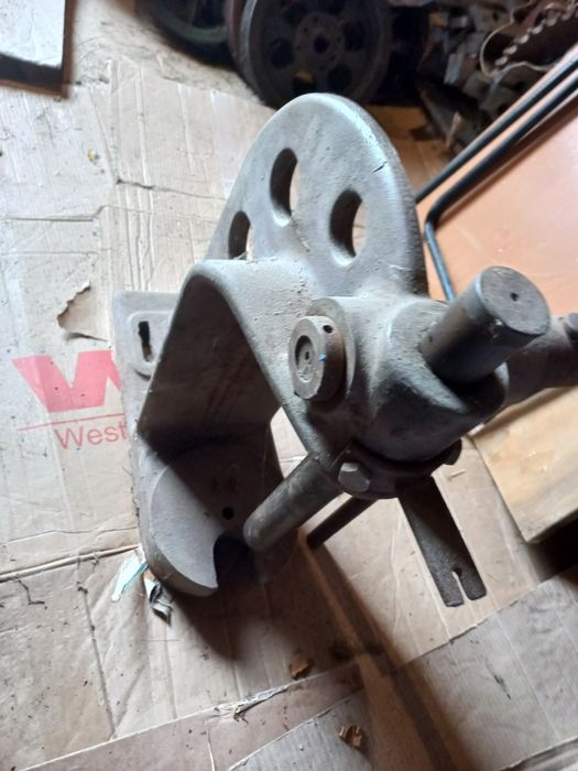 Prasa ręczna warsztatową bison bial 9210