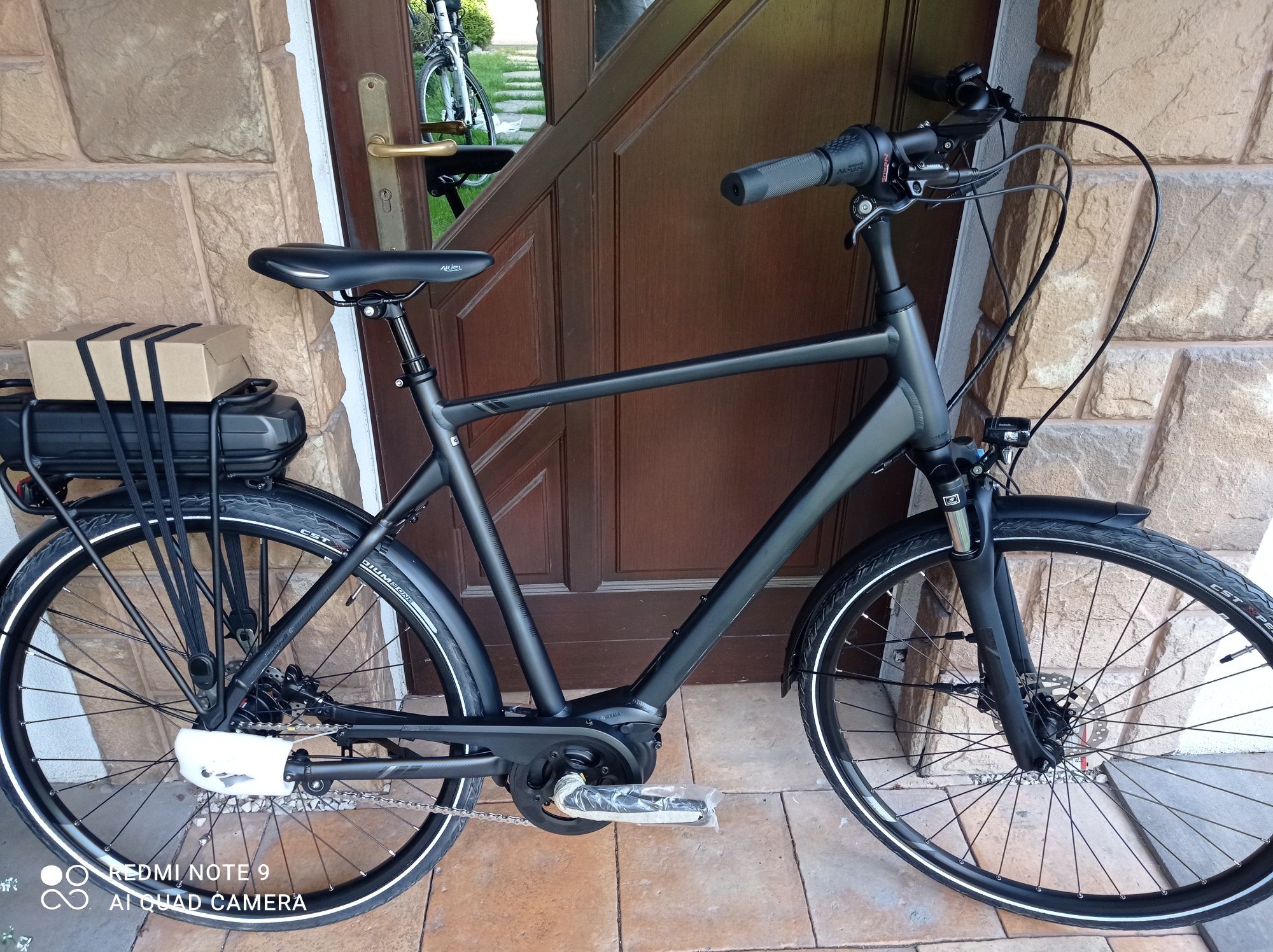 ROWERY Elektryczny Giant  28" NOWY 8 Nexus XL Yamaha  Wysyłka