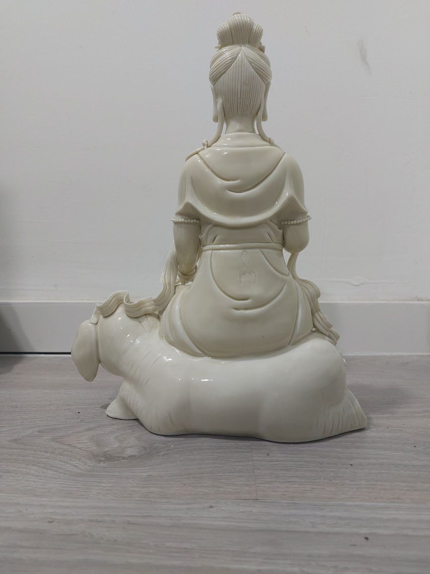 Guanyn    Chinesa