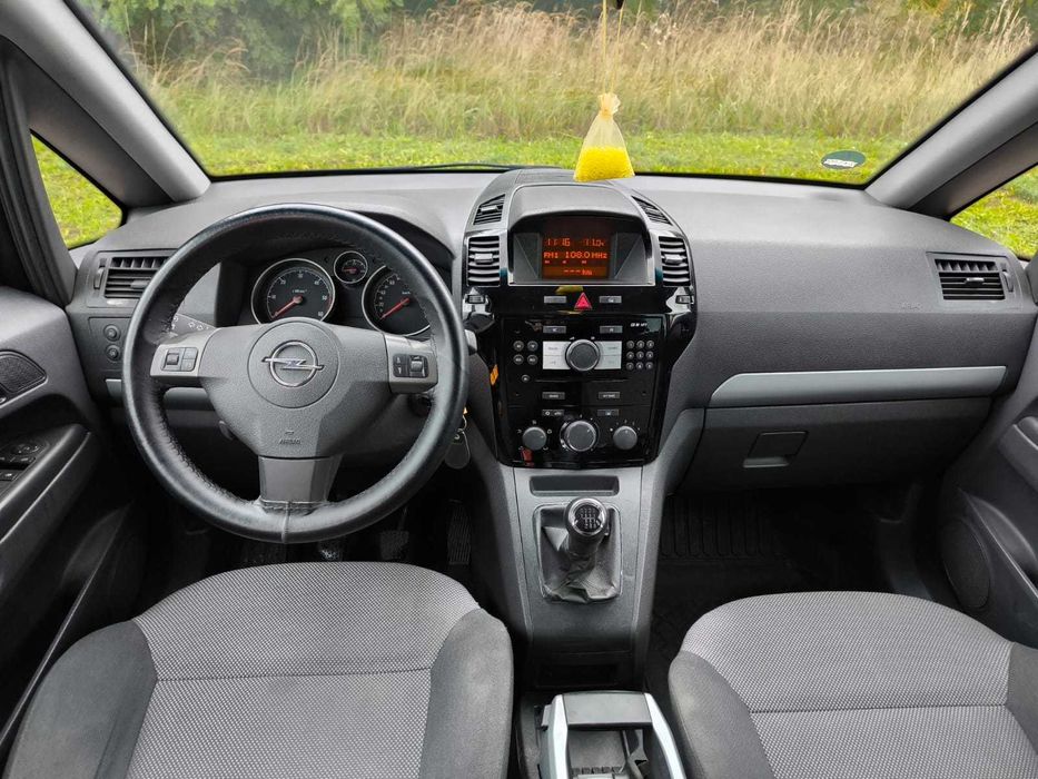 Opel Zafira B| 1.7 CDTi | 125 KM| 2010|7-os| 6-bieg| 1-WŁ|Nowy rozrząd