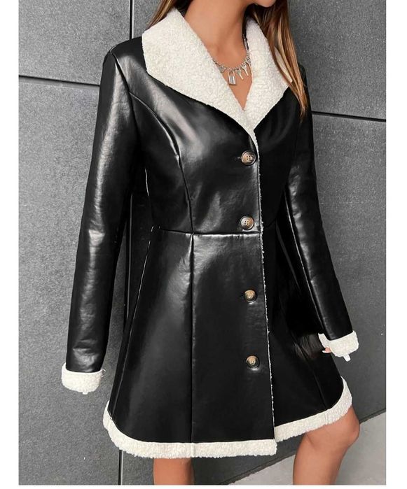 Płaszcz skórzany z białym futerkiem S