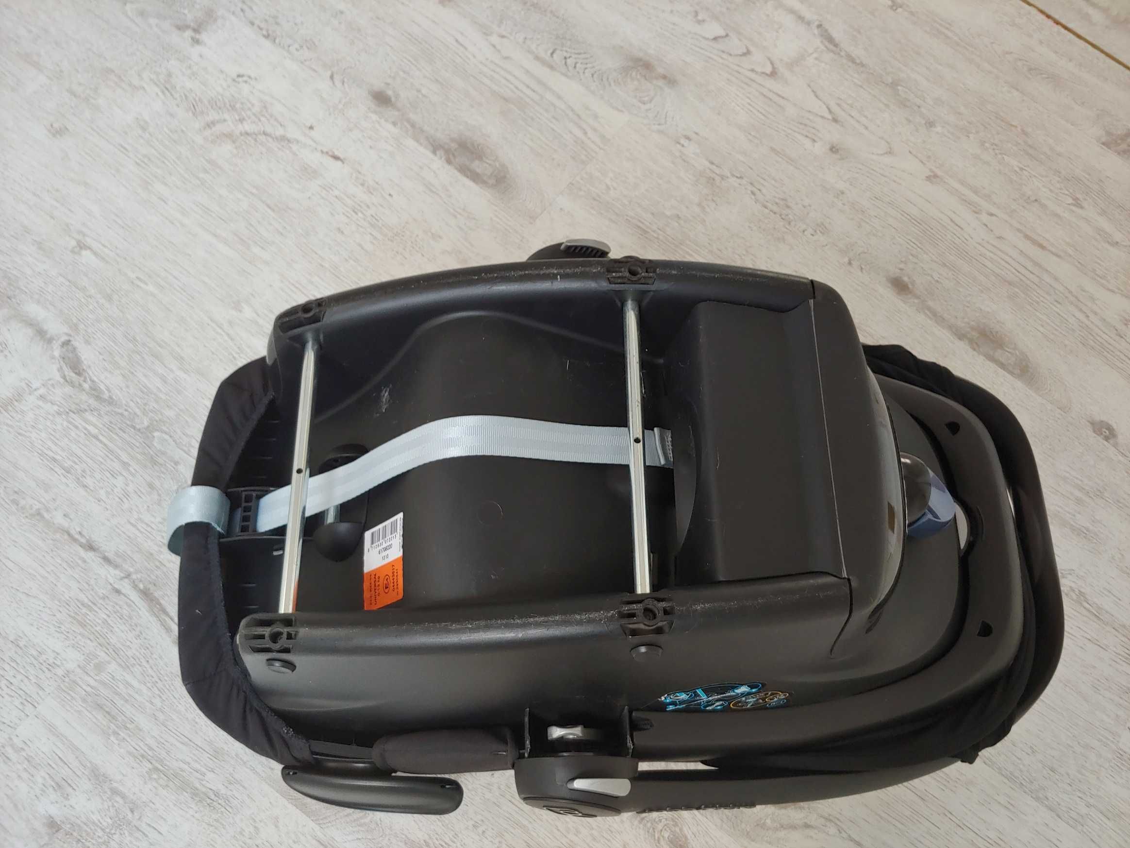 fotelik nosidełko MAXI COSI dla dzieci do 13 kg