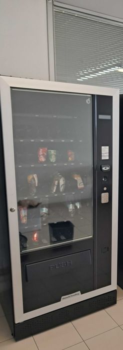 Maquina vending cafe