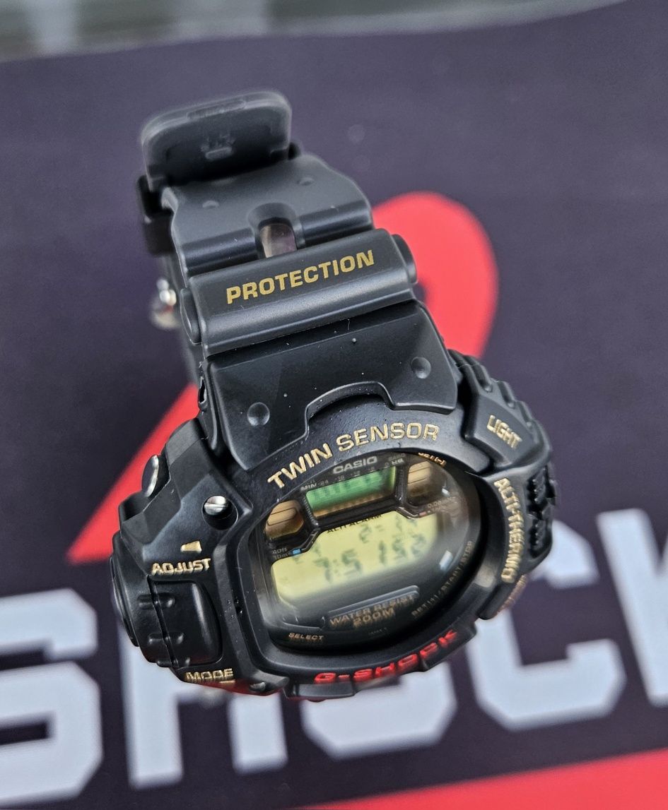 DW-6700-1V Skyforce vintage-G Casio G-shock 1995