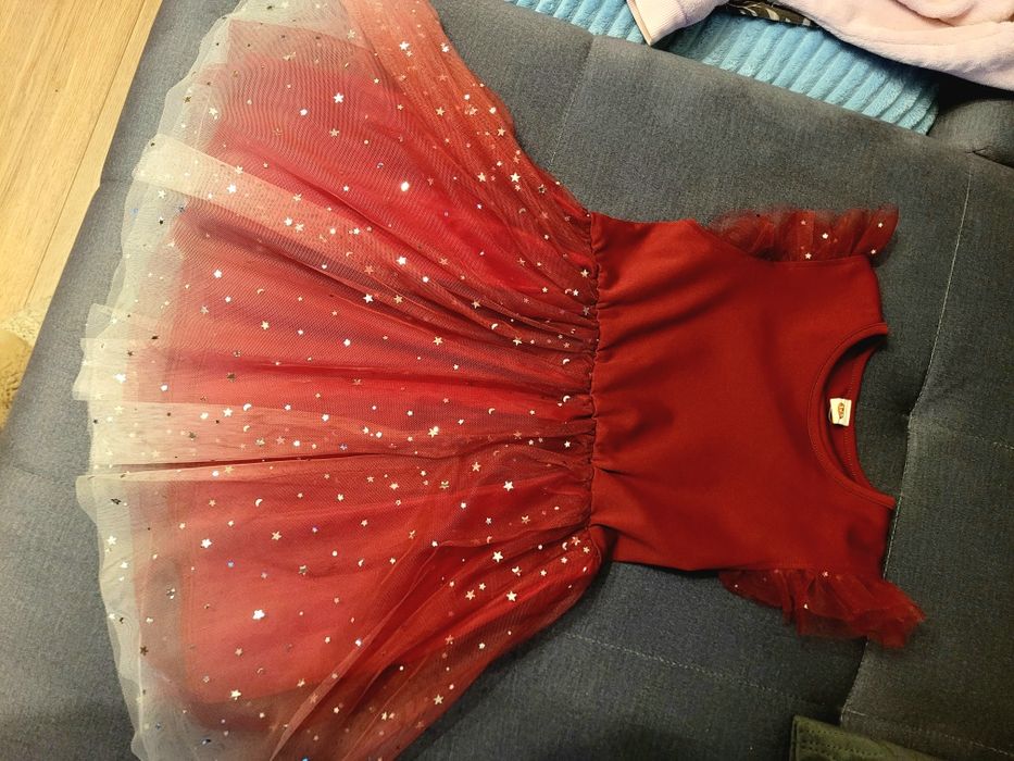 Sukienka dla dziewczynki rozmiar 128