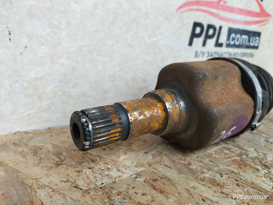 Ford Transit Connect Mk2 13-21 1.6 TDCI полуось левая 26 / 27 шл.