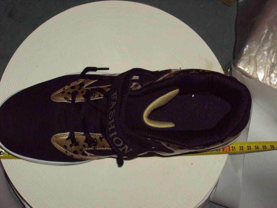 Модные кроссовки-ботинки, хайтопы унисекс р.45(стелька 30,5 см)