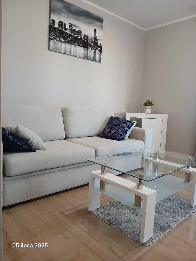 KAWALERKA 39m2 I piętro, wyposażona, parking+monitoring, b. ładna