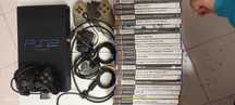 PlayStation 2 com comandos e jogos