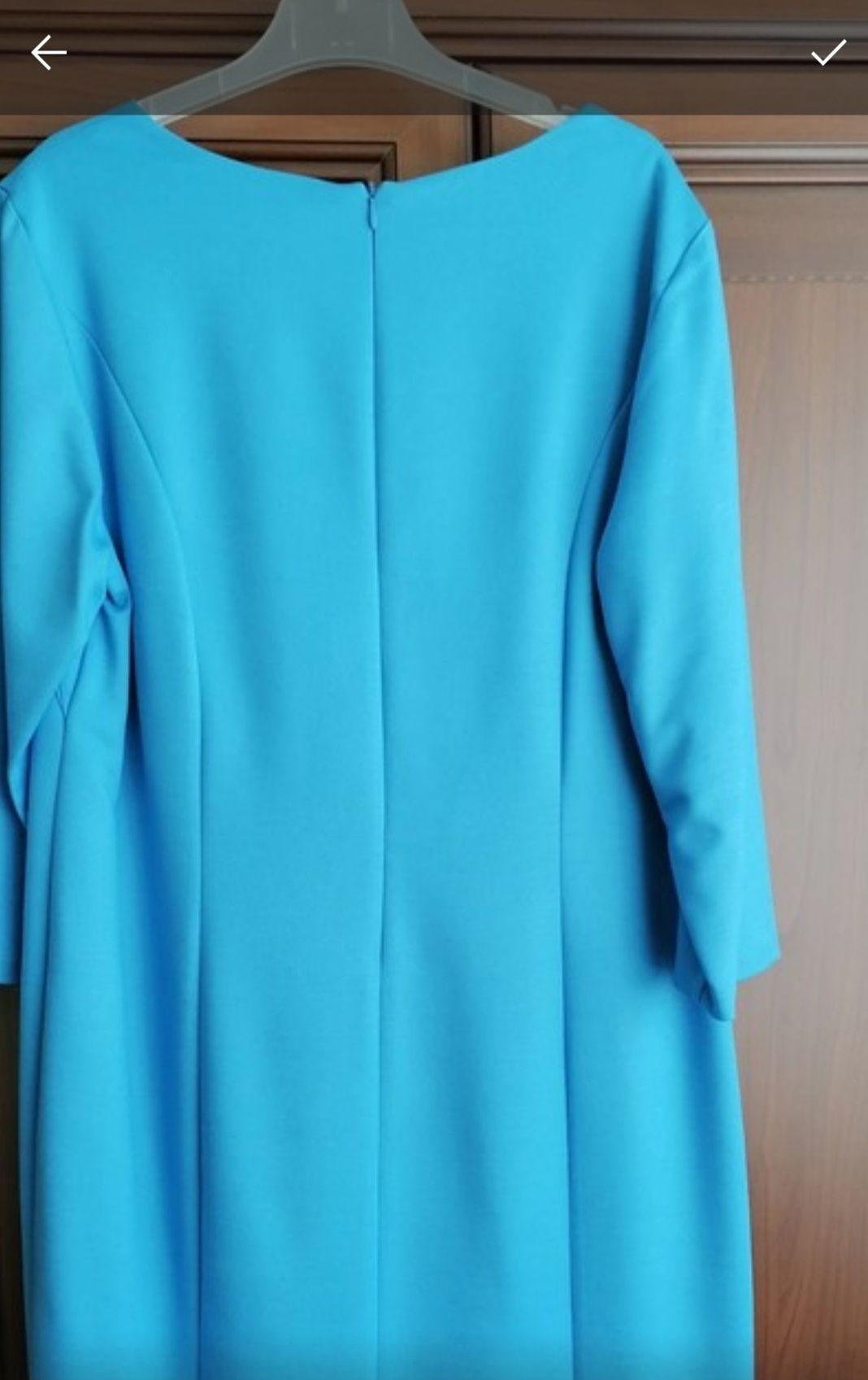 Sukienka niebieska z odczepianym łańcuszkiem rozmiar 44 XXL