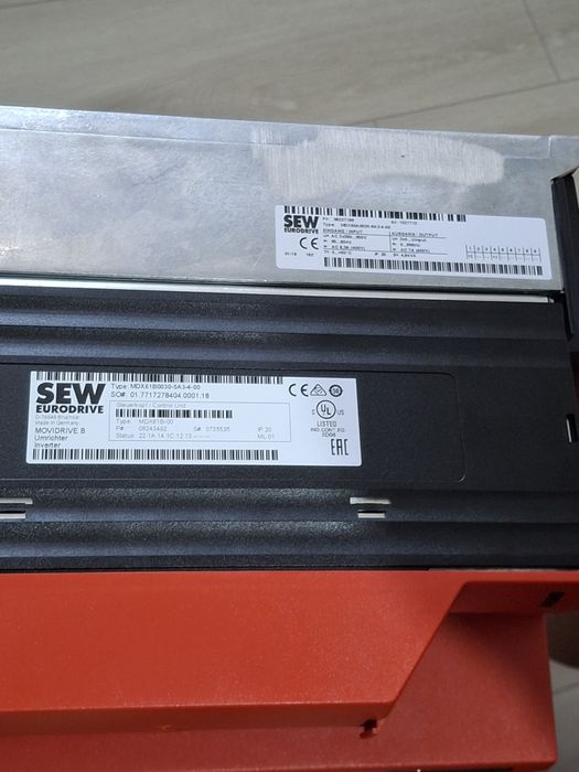 Інверторний перетворювач частоти SEW-EURODRIVE
