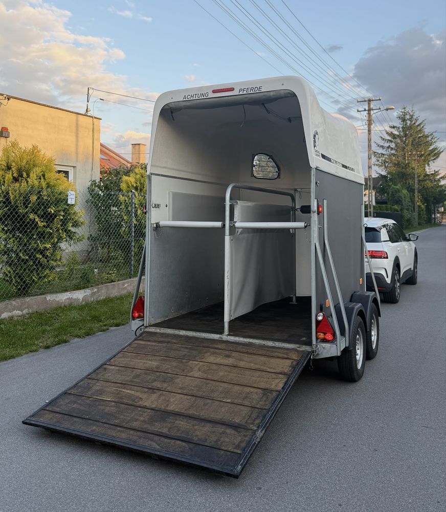 Przyczepa do przewozu koni konna Cheval Liberte Aluminiowa podłoga
