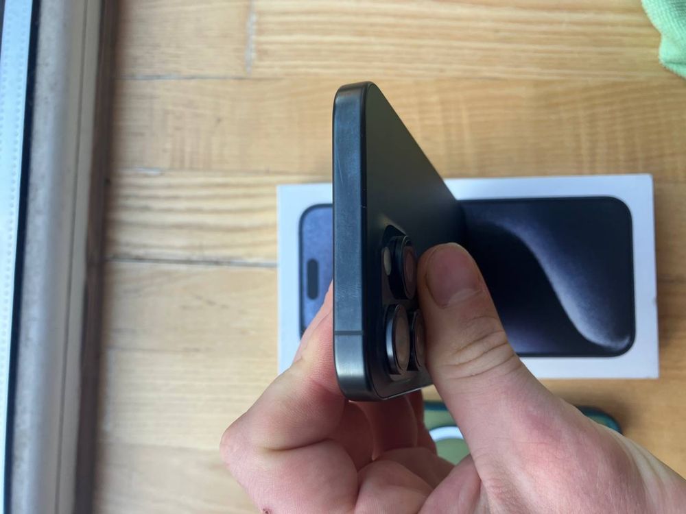 iPhone 15 Pro Max black titanium 256 GB