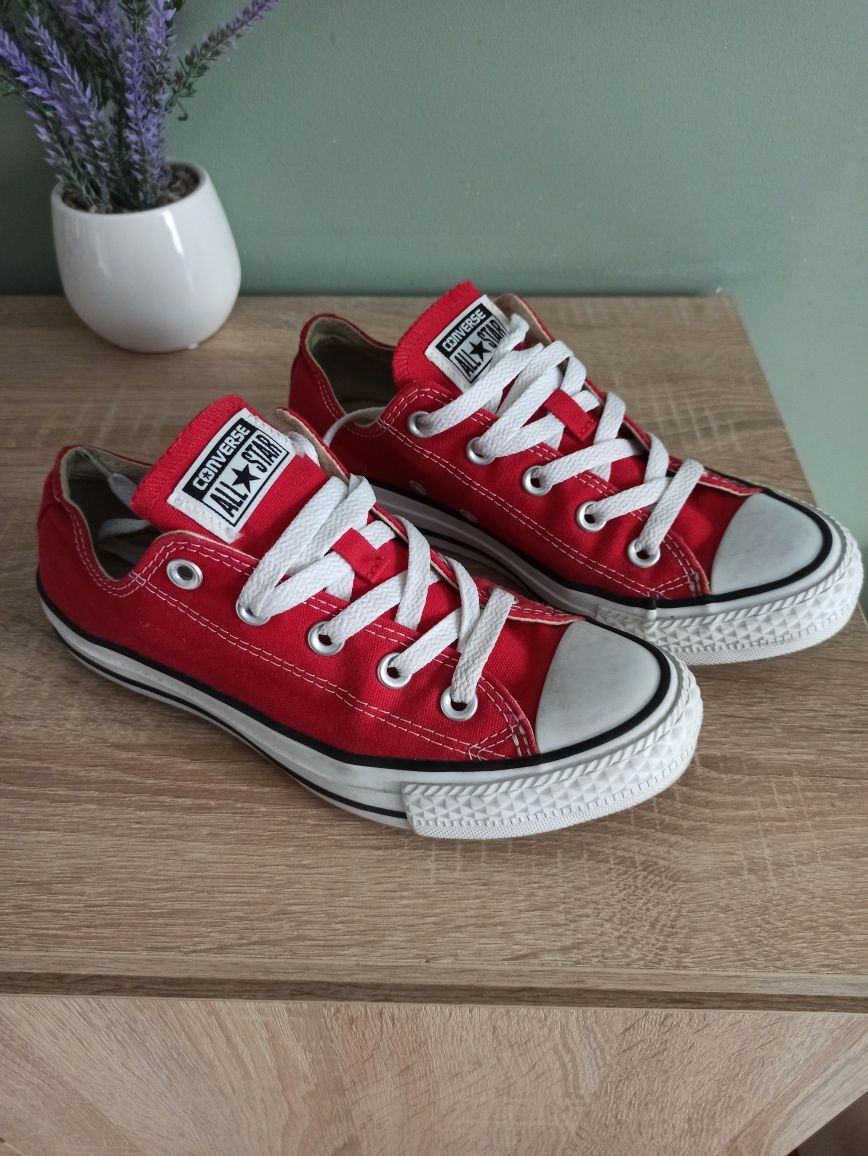 Trampki krótkie czerwone Converse rozm.36,5