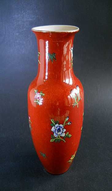 Винтажная ваза для цветов - HONG KONG