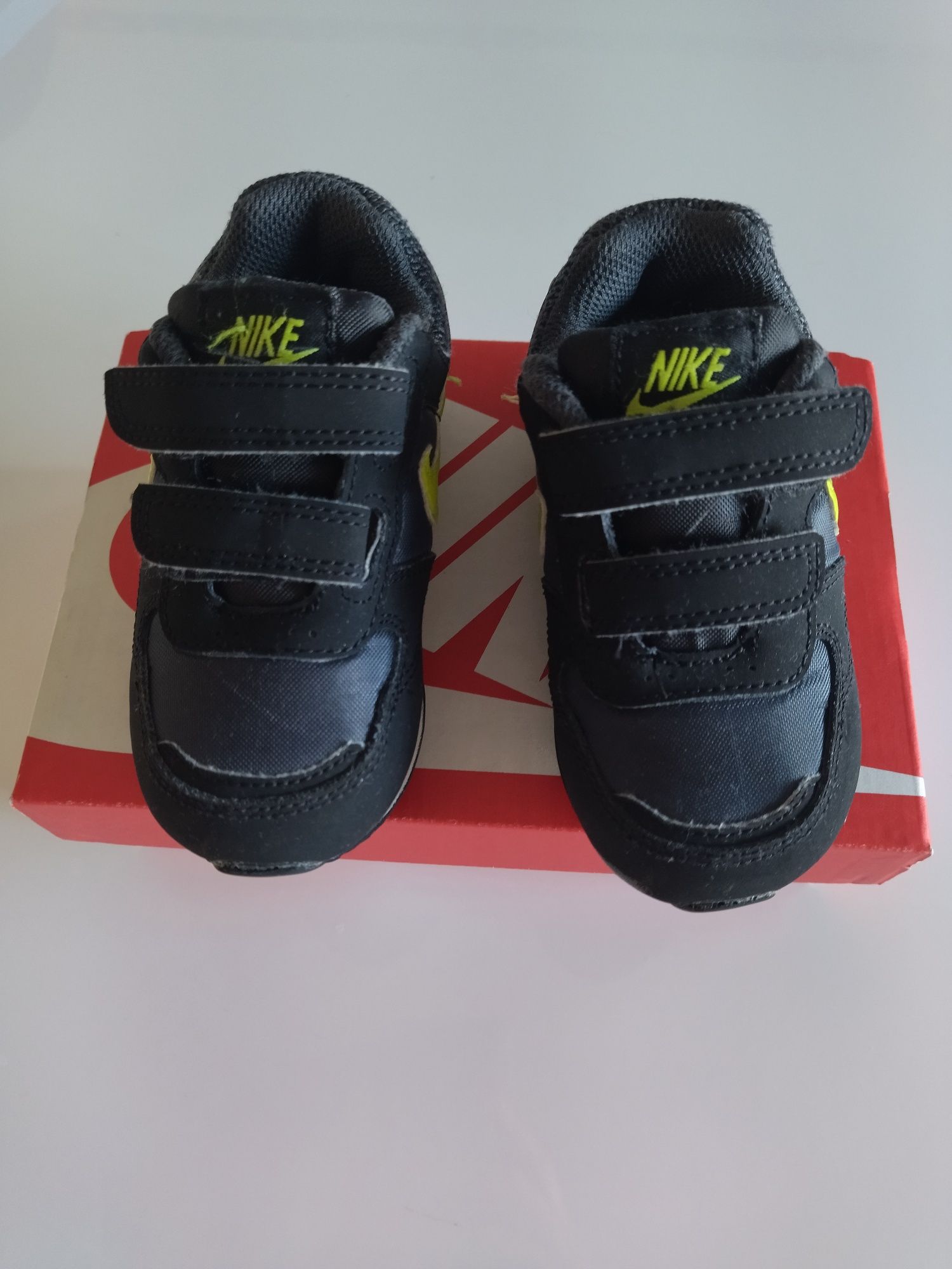 Sapatilhas Nike 22