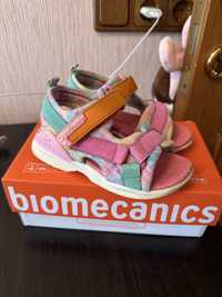 Босоножки Biomecanics