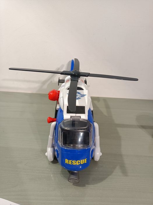 Helikopter ze światłem i dźwiękiem niebieski Dickie toys