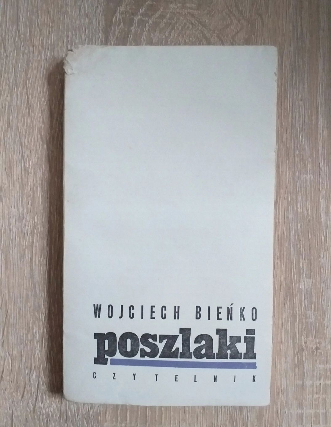 Książka społeczno-obyczajowa "Poszlaki" Bieńko