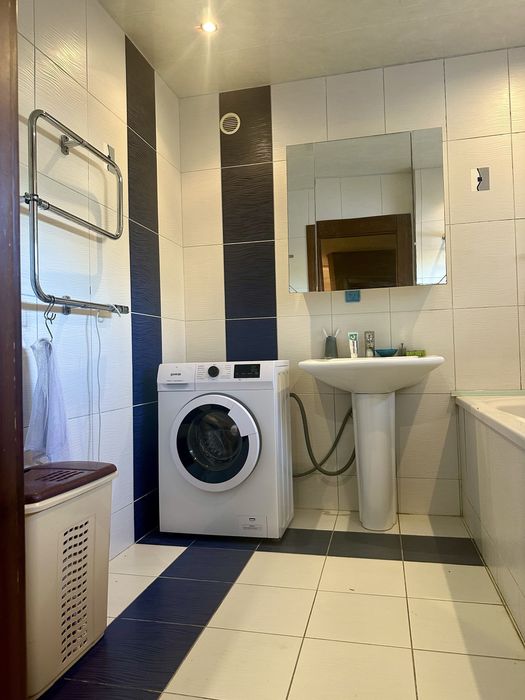 1/2 коттеджа, 2 эт, район Роковатой, ул Шахтерская