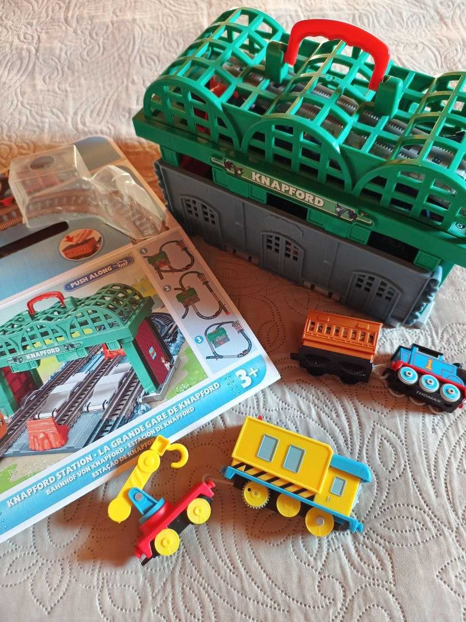 Ігровий набір Thomas and Friends Залізнична станція. Кран Карлі