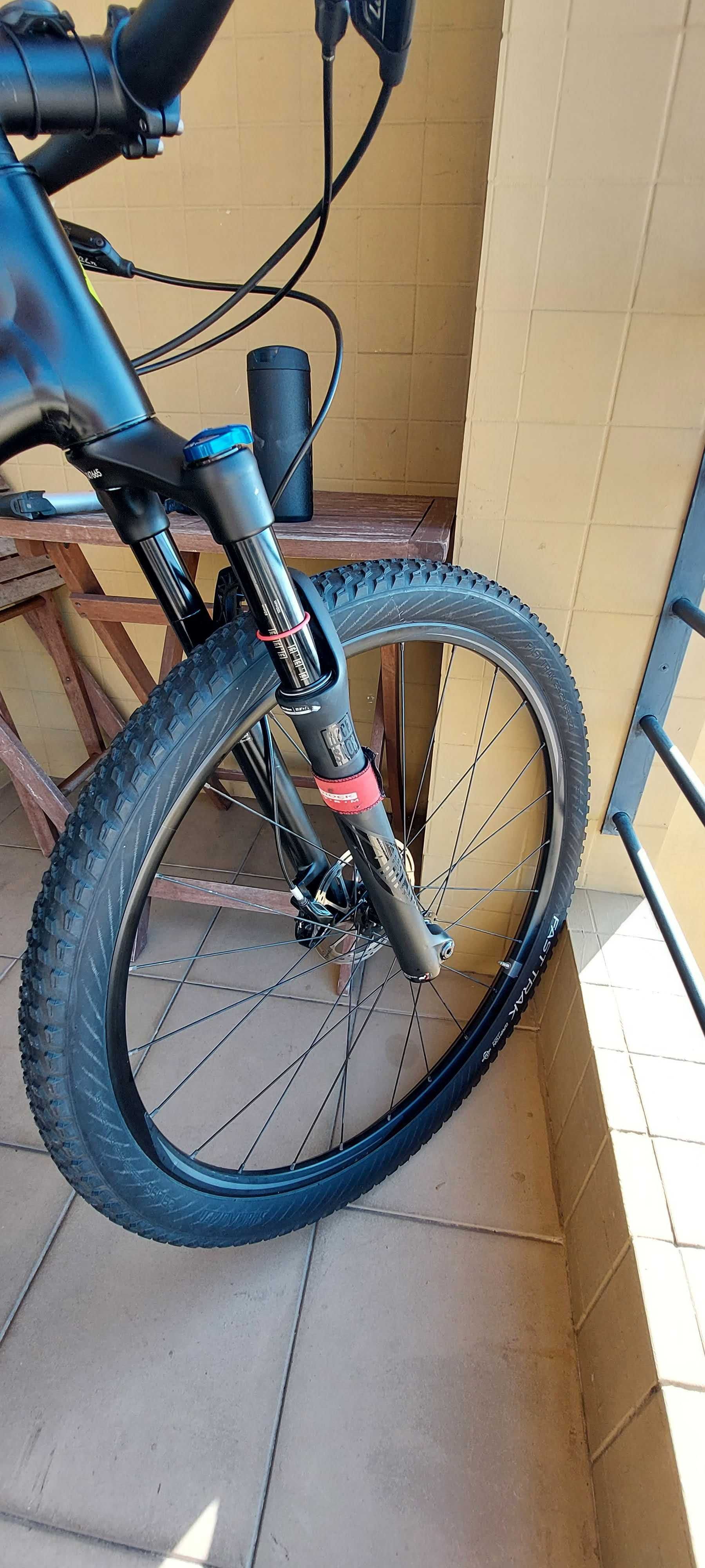 Bicicleta BTT – Specialized Chisel Tam L