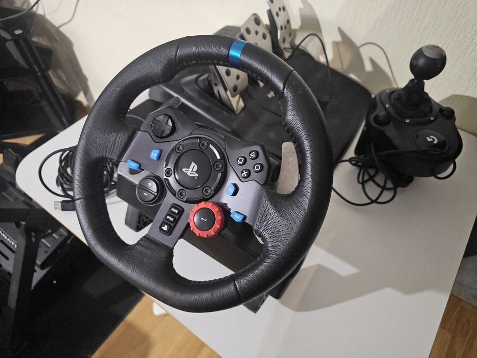 Volante Logitech g29 + pedais + shifter