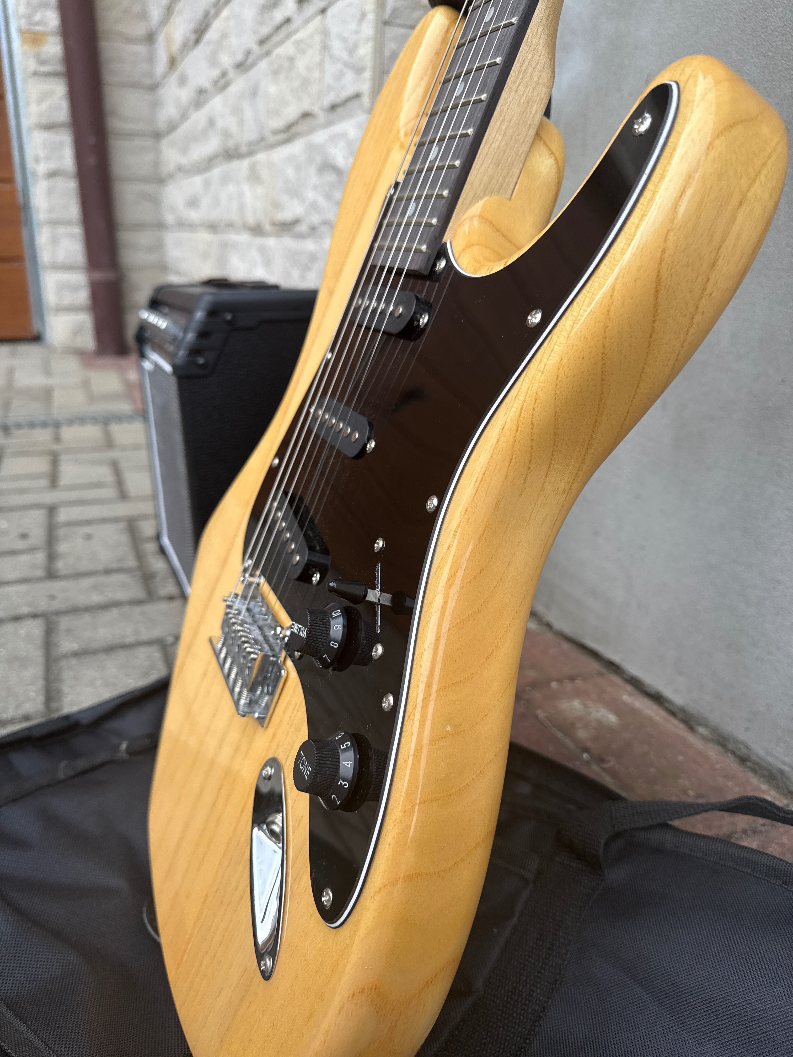 Gitara Gear 4 music + piecyk + struny + pokrowiec