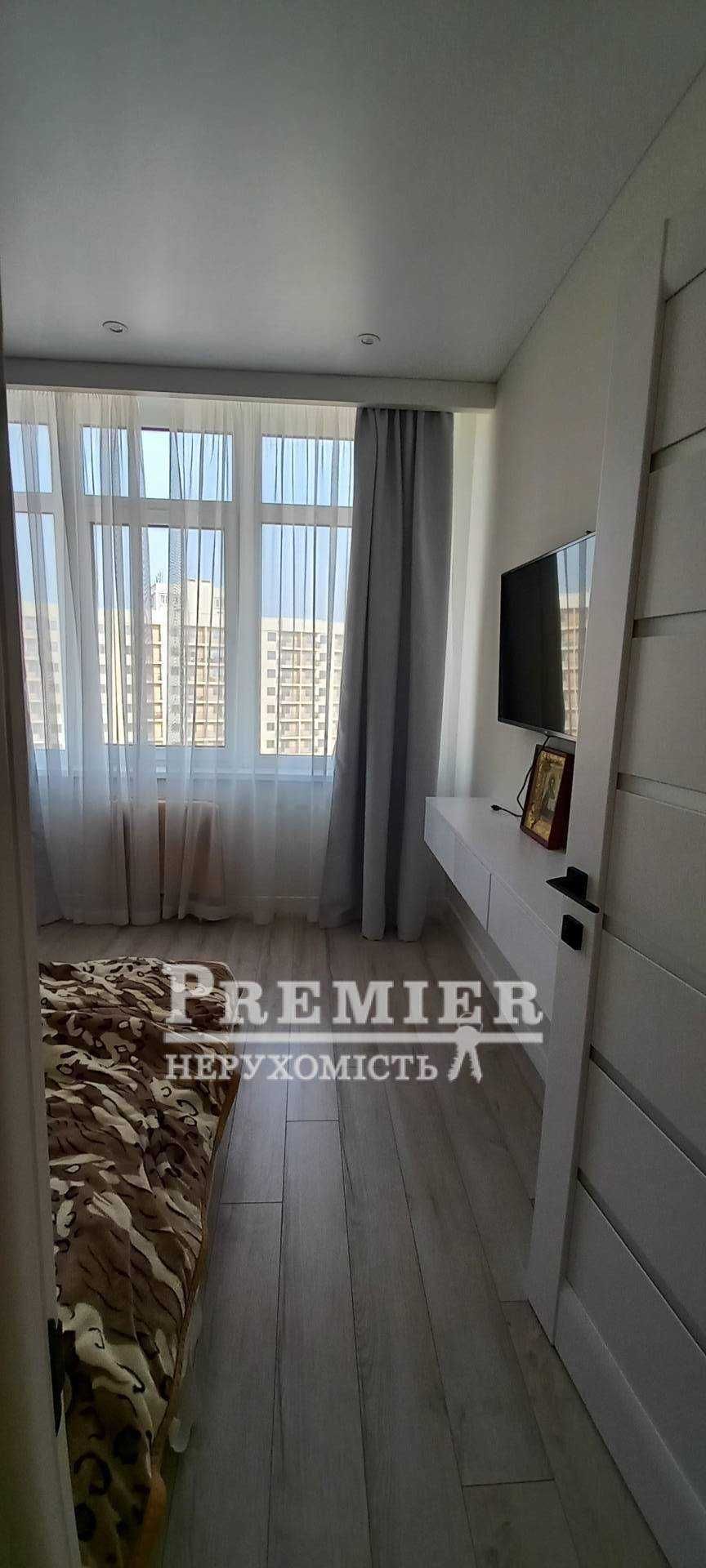 Продам 2-кімнатну сучасну квартиру в Перлині