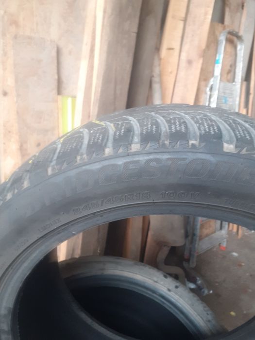 Продам шины 18 низкий