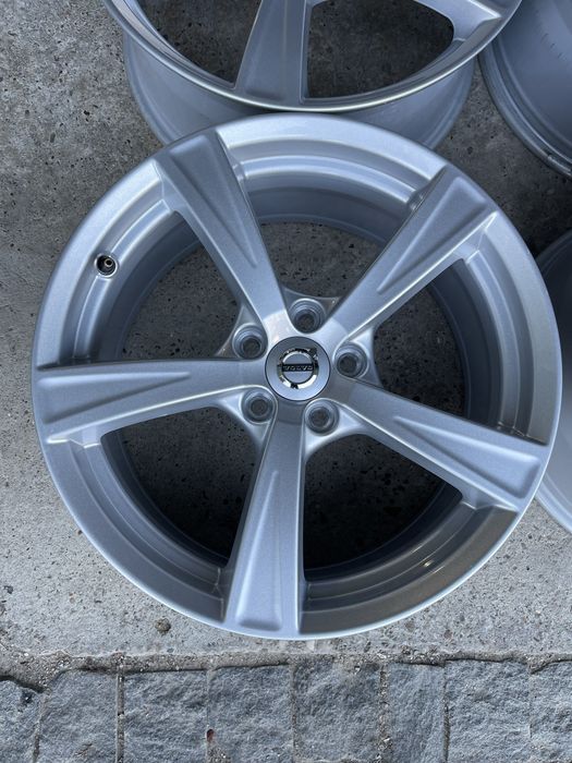 Диски 5х108r18  Volvo XC90 V90 V60