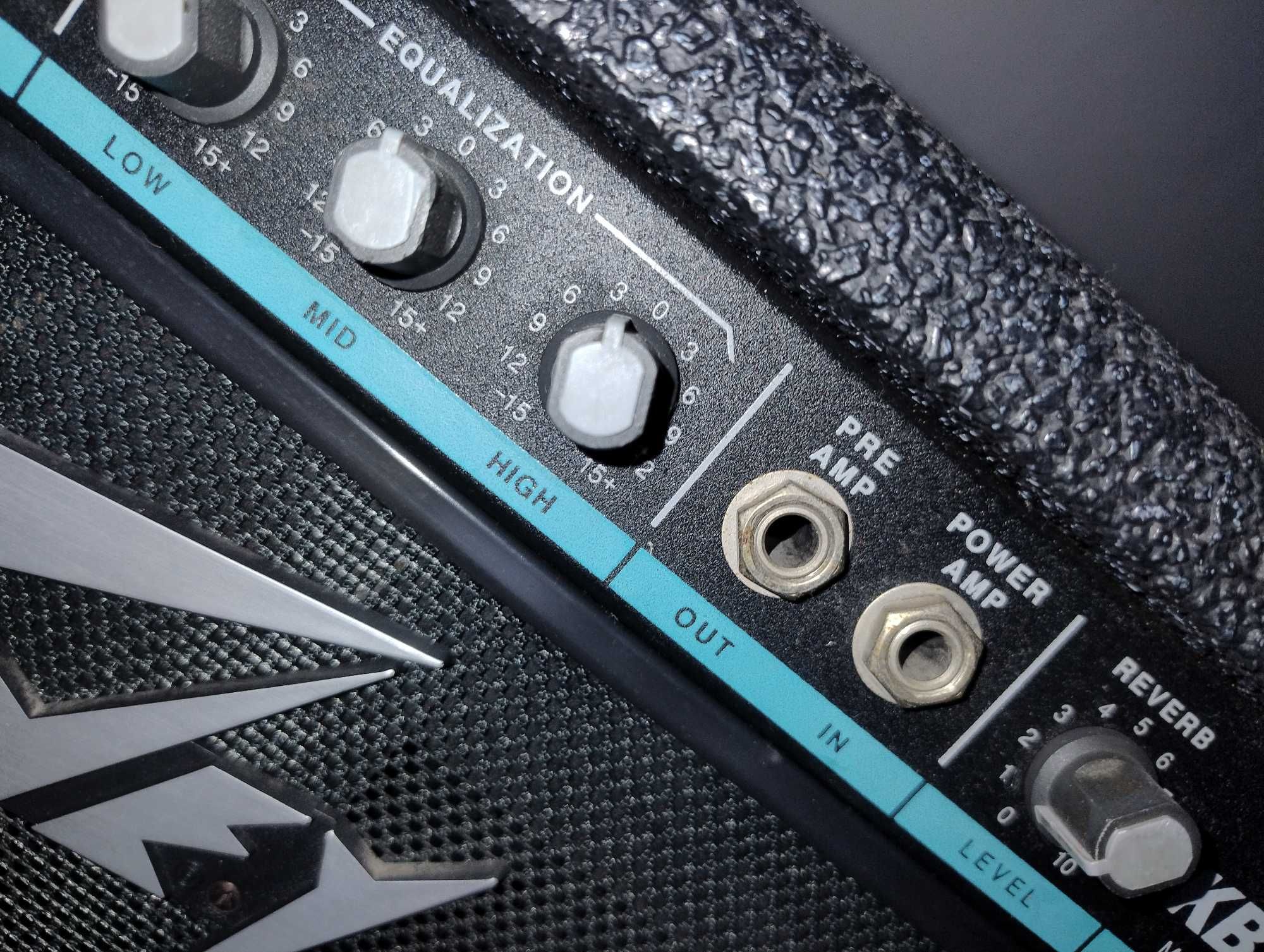 Wzmacniacz PEAVEY KB65 stan idealny.