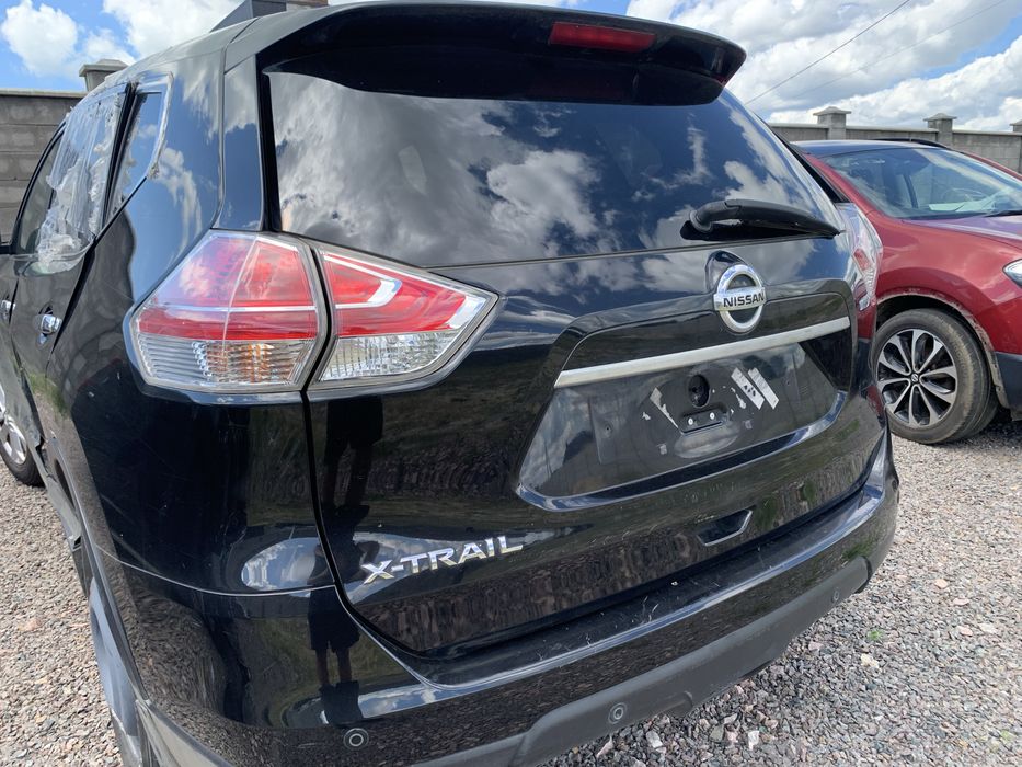 Qashqai кришка багажника j11 j10 juke xtrail