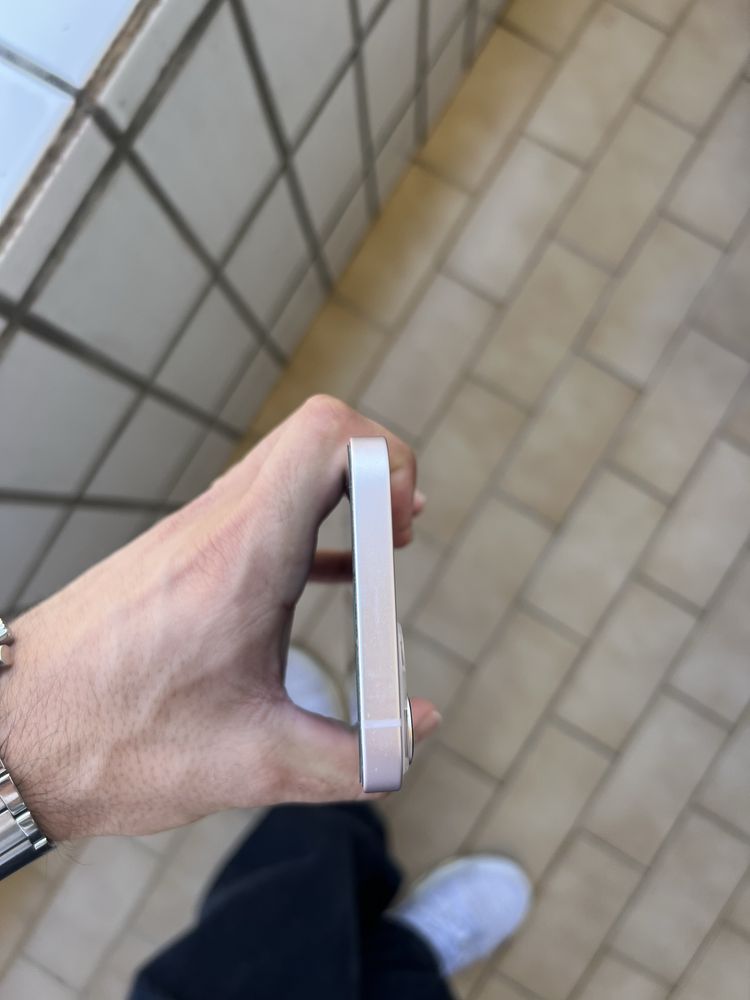 Iphone 13 - 128GB | Rosa Claro | Como Novo