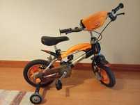 Bicicleta com pouco uso