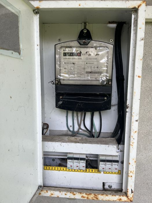 Недобудова 235 м2 приват ділянка 12 сот Берегово винзавод «Чізай»