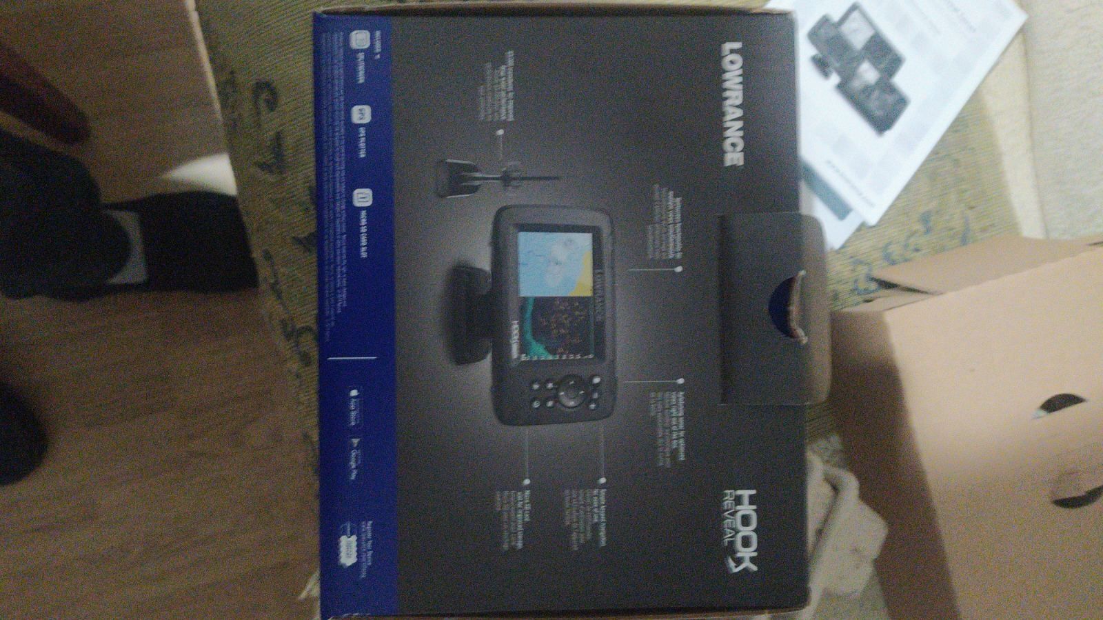 Продам lowrance hook reveal 5