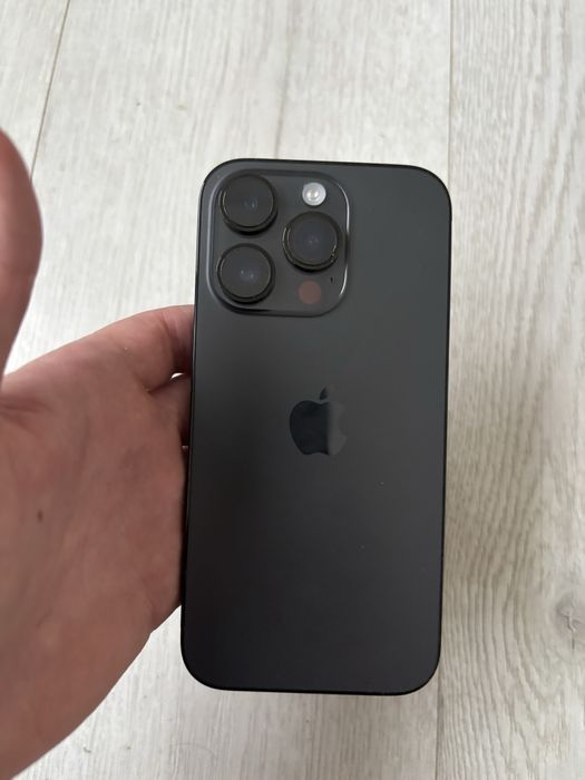 Продам IPhone 14 pro 256 gb