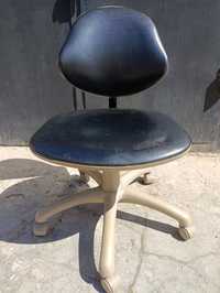 Продам большой стул кресло