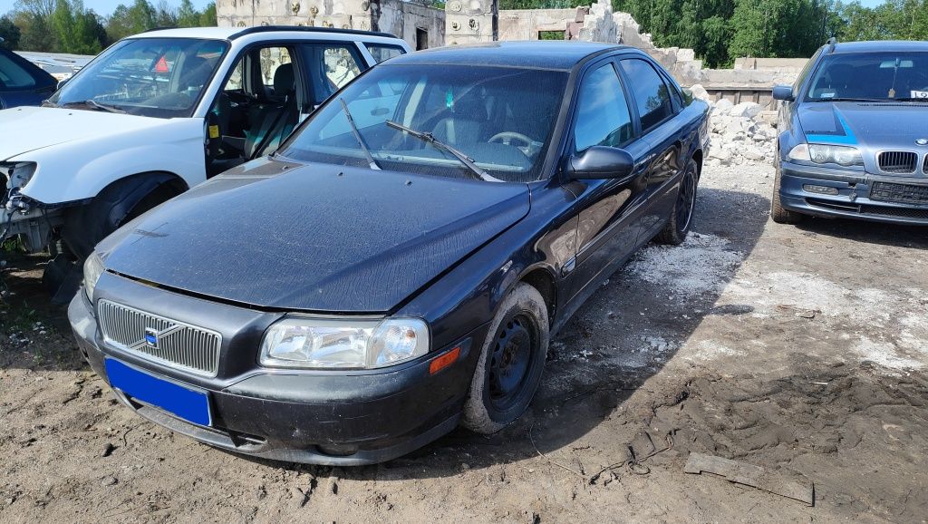 Volvo S80 części , 427-26 klapa , maska , skrzynia , silnik lampy