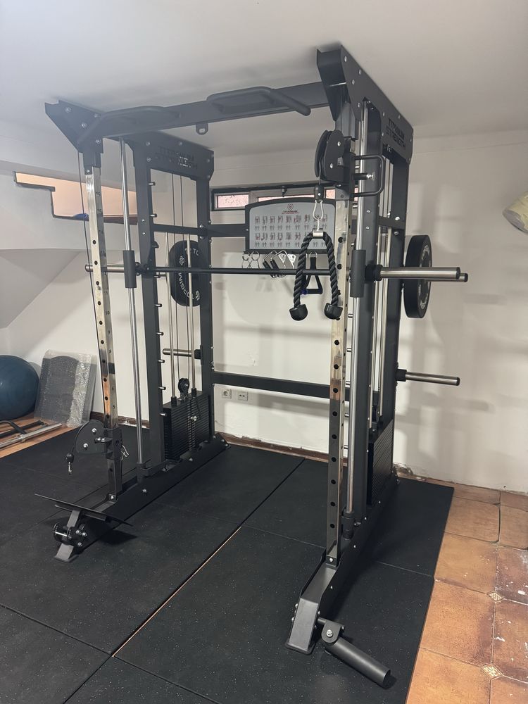 Máquina Multifuncional TITANIUM STRENGTH B200 V3 + extras