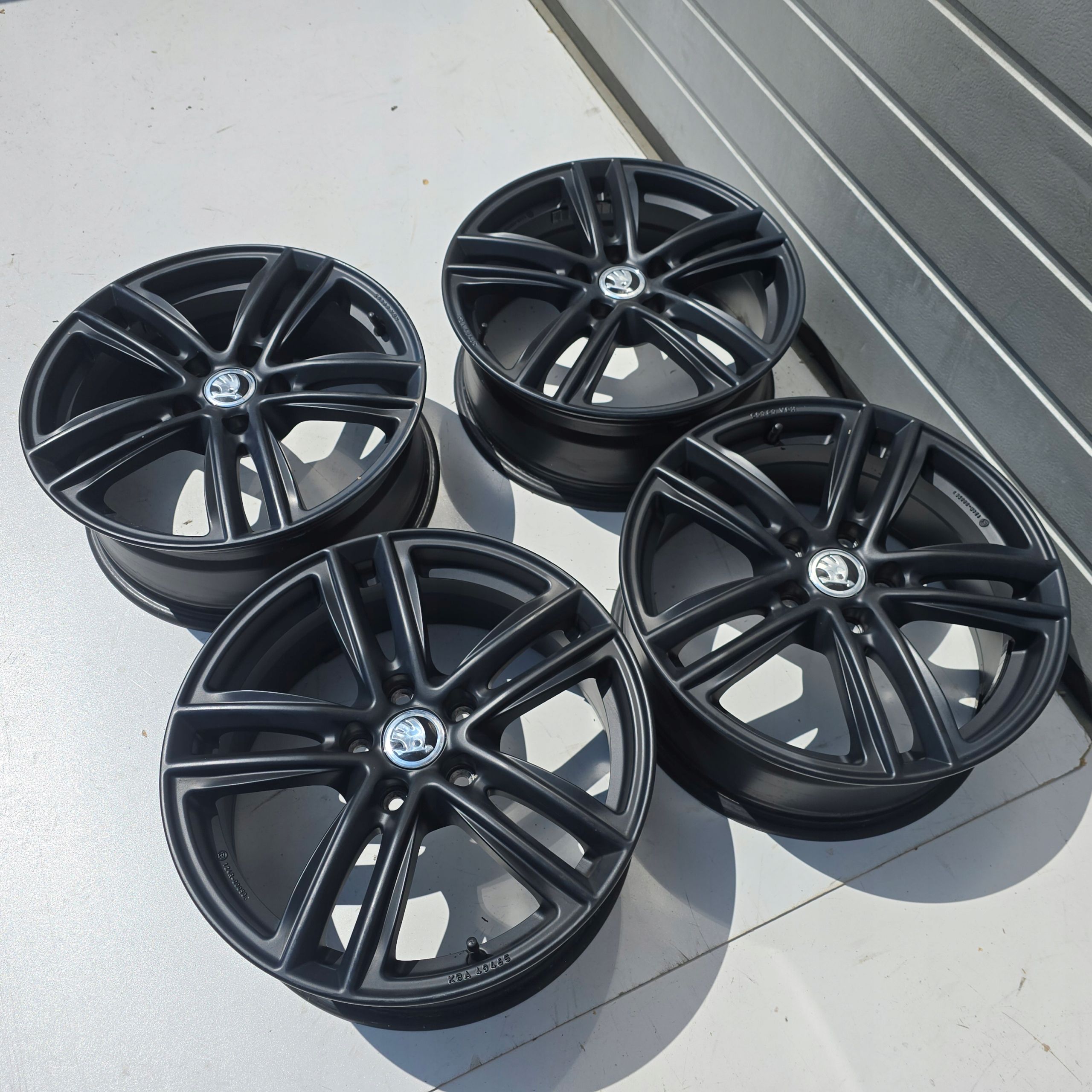 Skoda Superb II Octavia II Iii IV Yeti Karoq 5x112 17'' ET45 7.0 4X