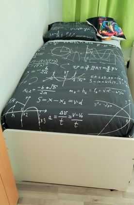 Cama ikea SLÄKT (sem colchão)